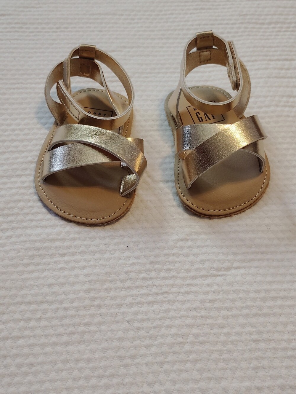 Baby Gap 0-3M Girl Gold Sandals Flip Flops